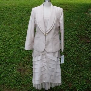 Verucci 3 Piece Suit Jacket Womens Size 14 Beige